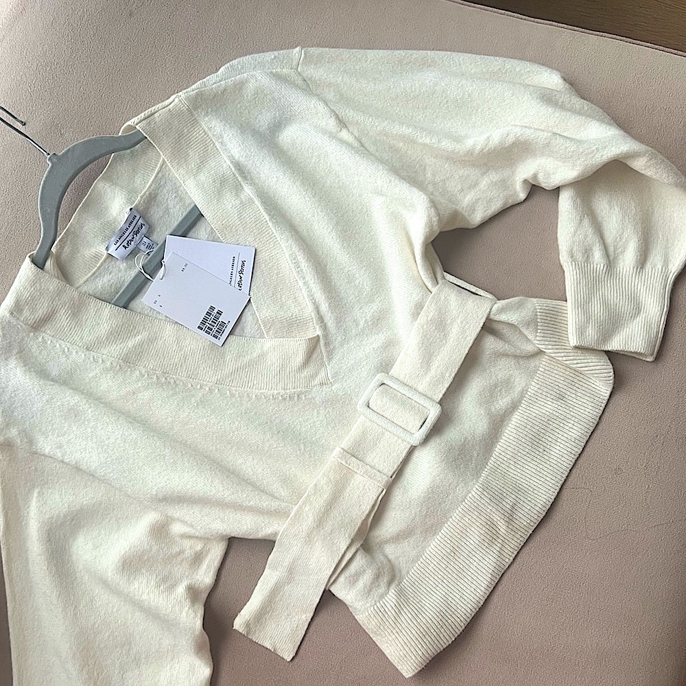 NWT & other Stories V Neck Knit Sweater Belted Size Small